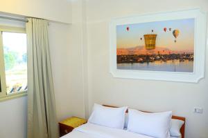 Holiday Dream Of Luxor