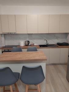 AniBo Studios & Apartments AD30