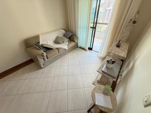 Pé na areia canto do forte V