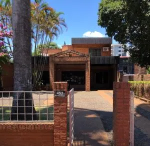 Alojamiento Encarnación - 恩卡纳西翁