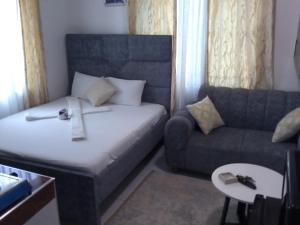 3ts Homes studio unit-Bamburi