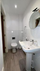 Hawksbill 3 Bed Detached house with private parking