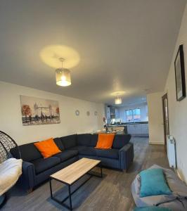 Hawksbill 3 Bed Detached house with private parking