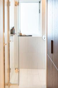 Private room in a family home with great views