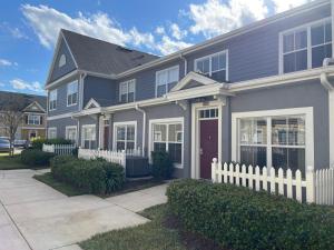 3 Bedroom 2 Bathroom Villas At SevenDwarfs 19-106