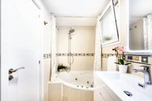 Comfortable house in Fuengirola with terrace
