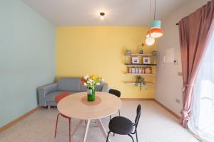 Leopardi Design with 2 bathrooms