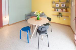 Leopardi Design with 2 bathrooms