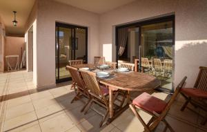 Maisons de vacances Nice Home In Sagone With Wi-Fi : photos des chambres