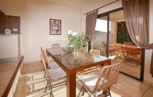 Maisons de vacances Nice Home In Sagone With Wi-Fi : photos des chambres