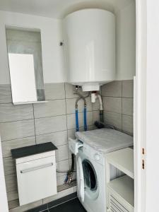 Beautiful studio in a secure private residence