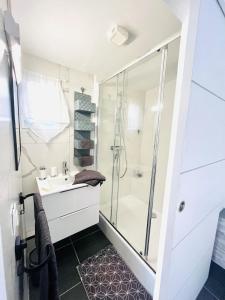 Appartements Beautiful studio in a secure private residence : photos des chambres