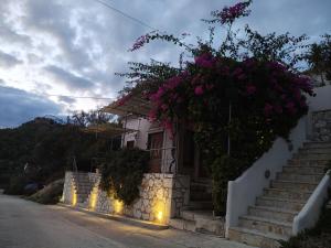 Caldera Apartments Assos