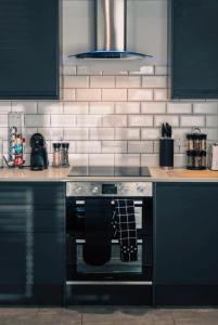 Urban View Apartment - Sleeps 6