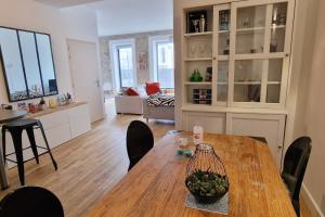 Le Saint Baudile 80sqm parking AC church view