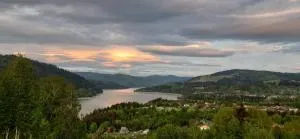Lake & Mountain View Ceahlau - Gura Hangului