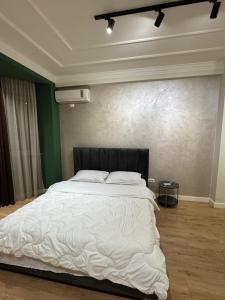 Prayla Luxury Apartment at Condor Center