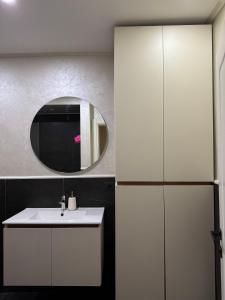 Prayla Luxury Apartment at Condor Center