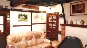 Charming House in Scy, Hamois with Enclosed Garden