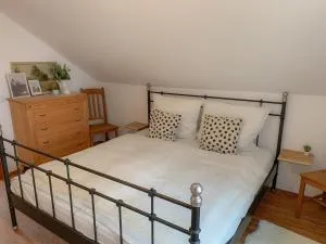 Charmantes & privates Ferienhaus am Pledlberg - Plattling