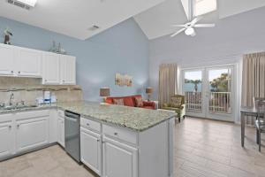 Caribbean Dunes 222 by Newman-Dailey