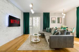 Mido Green Apartment with Private Parking & Self-Check-in