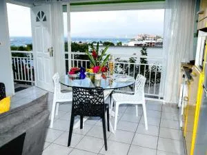 Appartement vue mer situé aux Trois-Ilets, Martinique - Lazaret