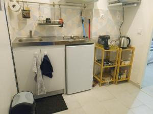 Charmant studio avec terrasse -proche Paris