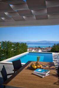 Villa Paradisio 2, Pool, Sea View