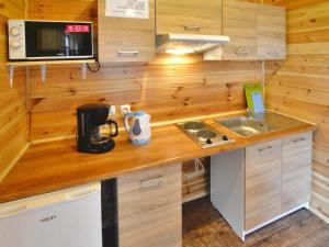 Single-story holiday homes with a terrace, pool