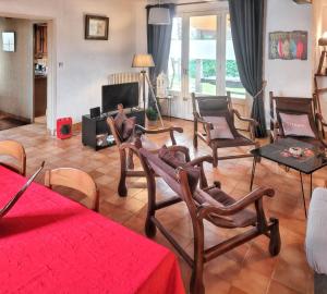 Maisons de vacances Maison charmante a Vaux-sur-Mer avec jardin cloture : photos des chambres