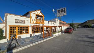 Hotel y Restaurant AKATA