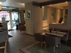 Hotels Hotel Dauphin : photos des chambres