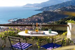 Sicilian pool chalet