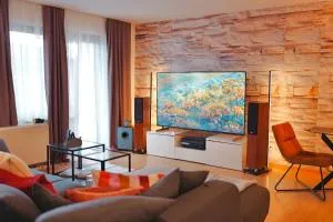 Willkommen im Taros Home - Deluxe Apartment, der Wohlfühl Oase mit Balkon, HiFi Music, Coffee, 3 Betten und Homeoffice Platz - Nufringen