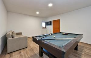 Pet Friendly Home In Ivanec With Wifi