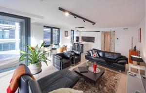 2 Bedroom Nice Apartment In Oostende