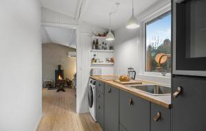 3 Bedroom Nice Home In Grevinge