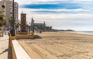 2 Bedroom Nice Apartment In Chipiona