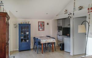 Amazing Home In La Gueriniere With Wifi