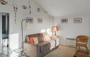 Amazing Home In La Gueriniere With Wifi