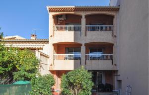 Nice Apartment In Fréjus With Wifi