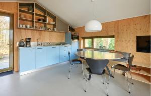 6 Bedroom Awesome Home In Spier