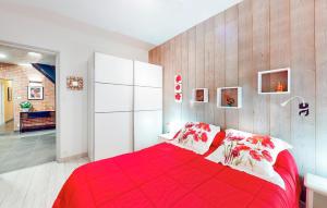 Maisons de vacances 3 Bedroom Lovely Home In La Douze : photos des chambres