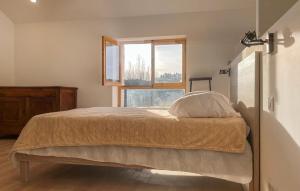 Maisons de vacances 1 Bedroom Gorgeous Home In Orgon : photos des chambres