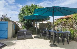 4 Bedroom Nice Home In Laiguillon La Presqu