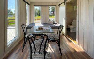 1 Bedroom Stunning Home In Laholm