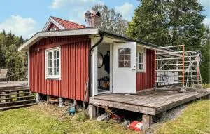 2 Bedroom Cozy Home In Hindås - Härryda
