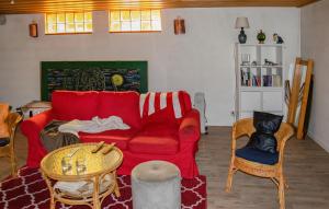 Nice Home In Muskö With Wifi