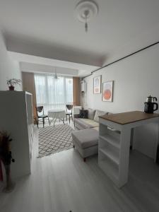 Levent Metro & Nature View